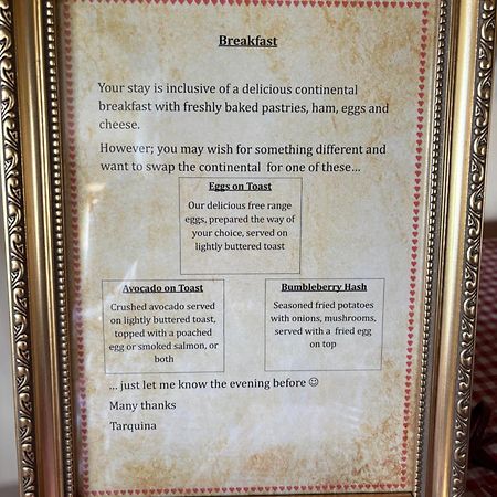 Bumbleberry Cottage Gresford Екстериор снимка