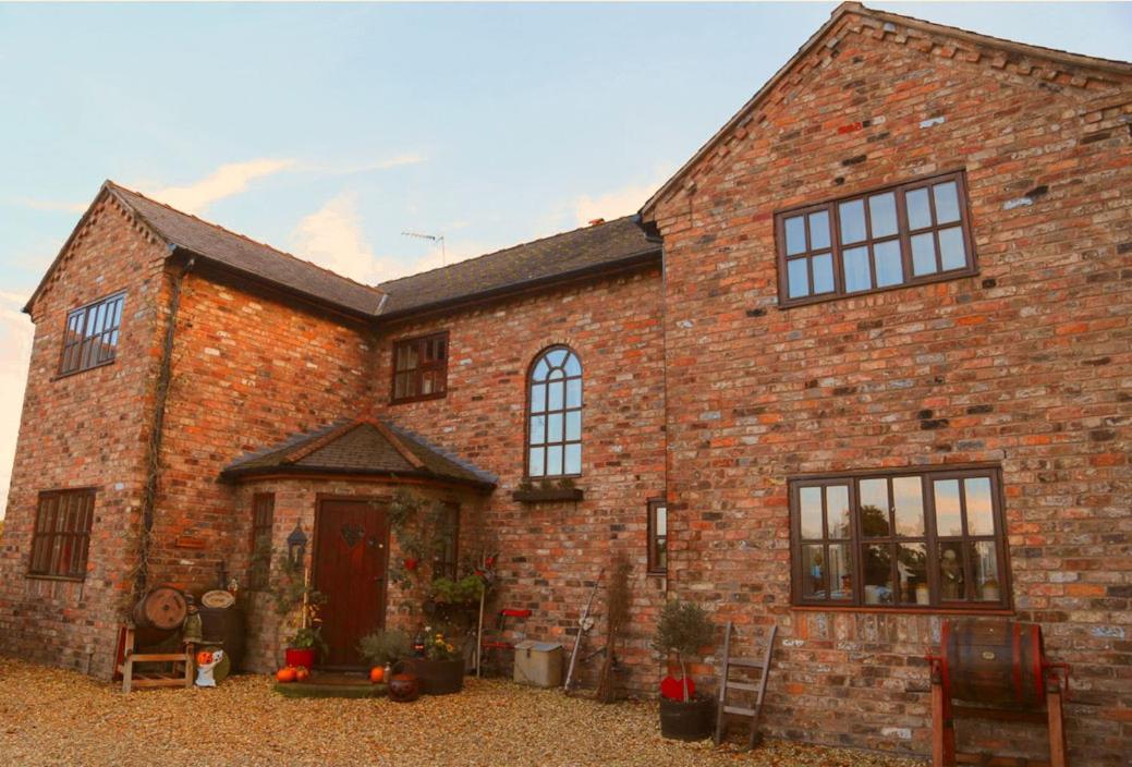 Bumbleberry Cottage Gresford Екстериор снимка