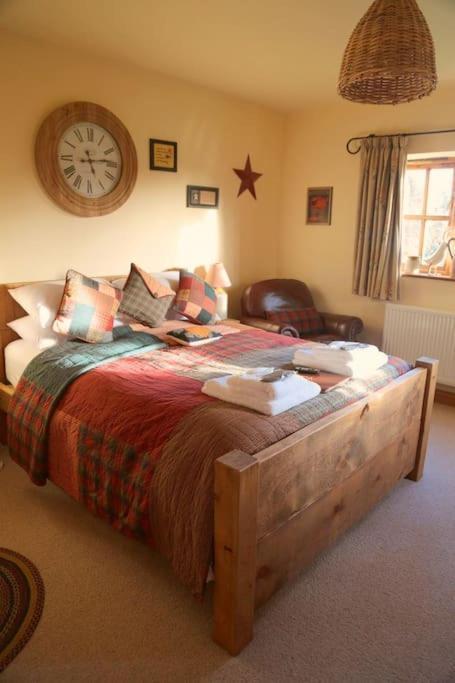 Bumbleberry Cottage Gresford Екстериор снимка