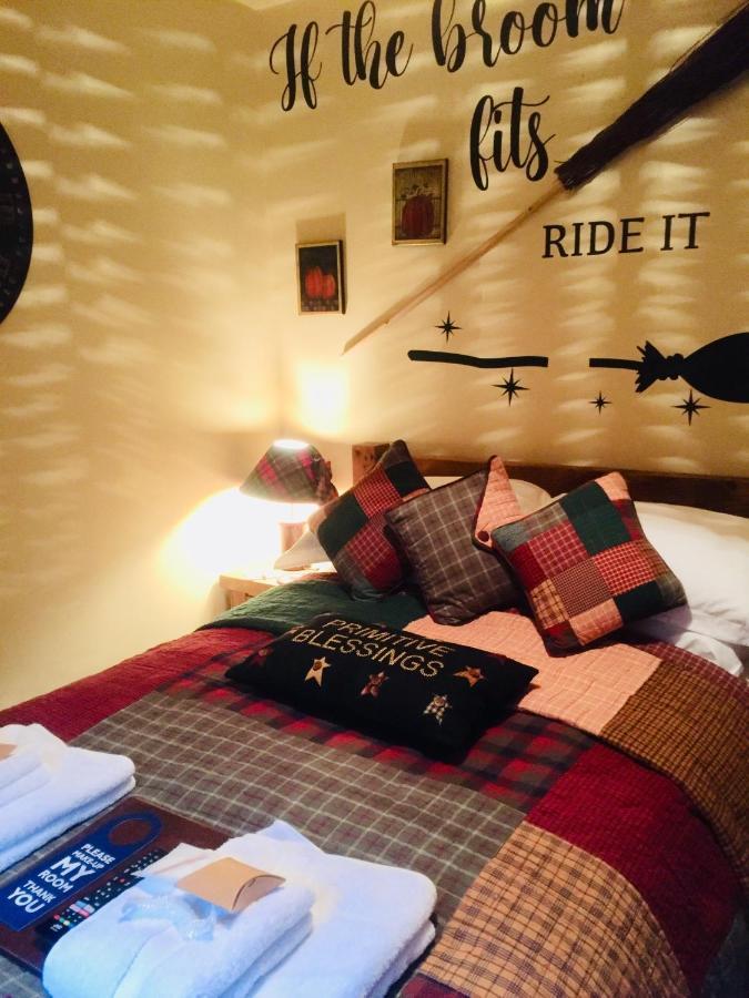 Bumbleberry Cottage Gresford Екстериор снимка