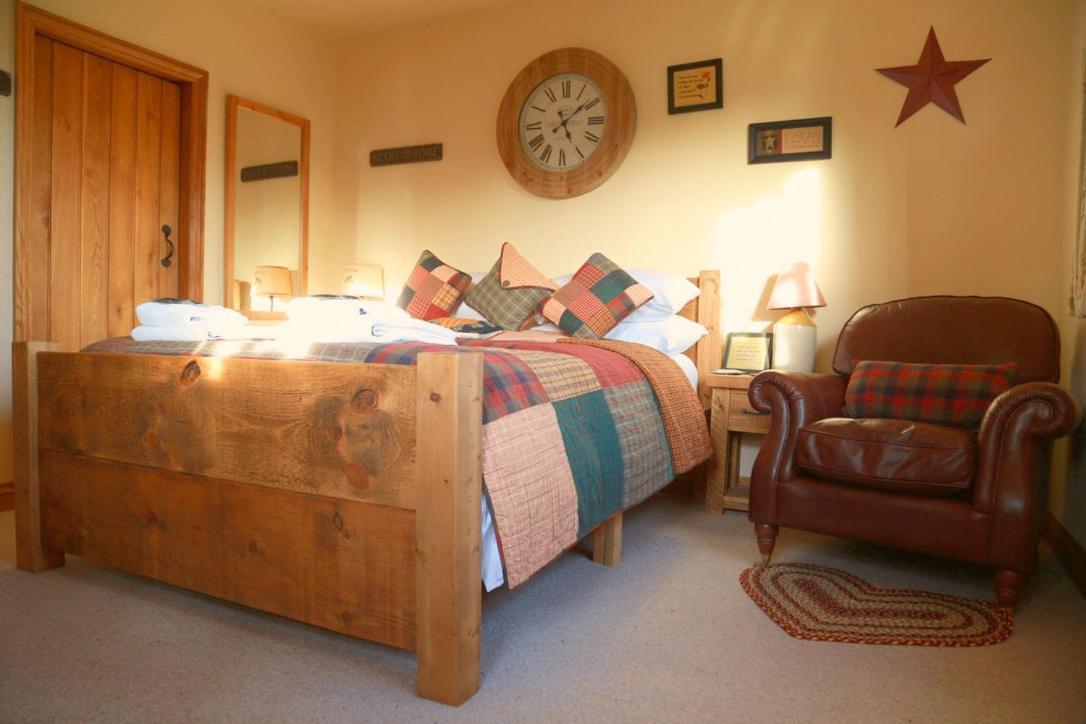 Bumbleberry Cottage Gresford Екстериор снимка