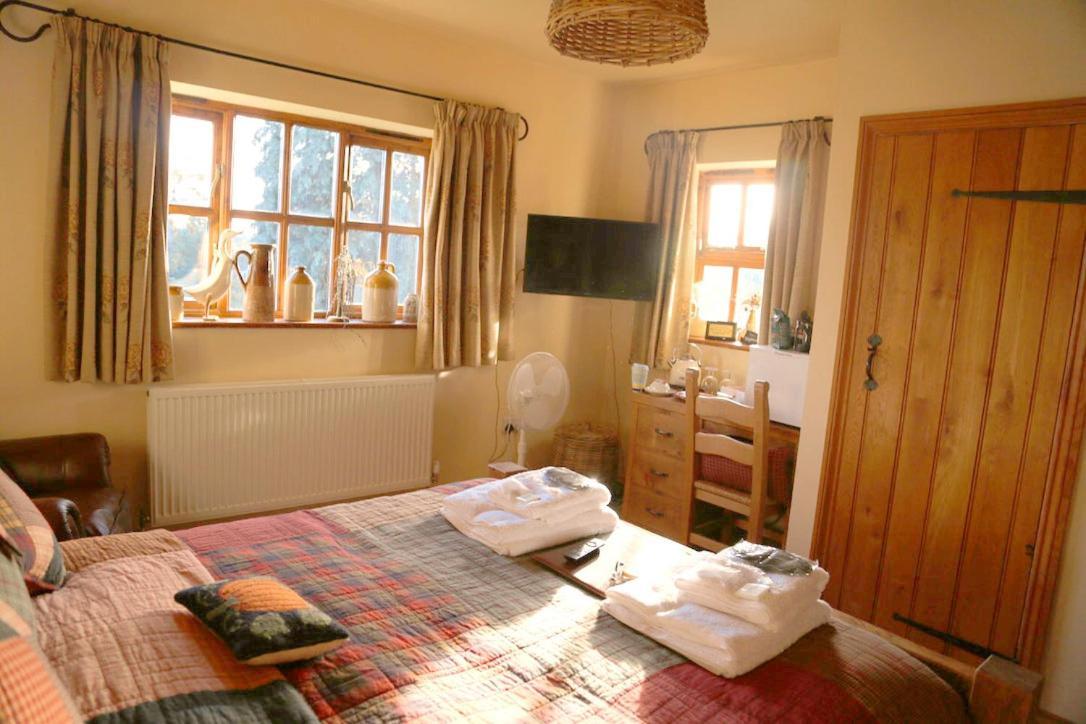 Bumbleberry Cottage Gresford Екстериор снимка