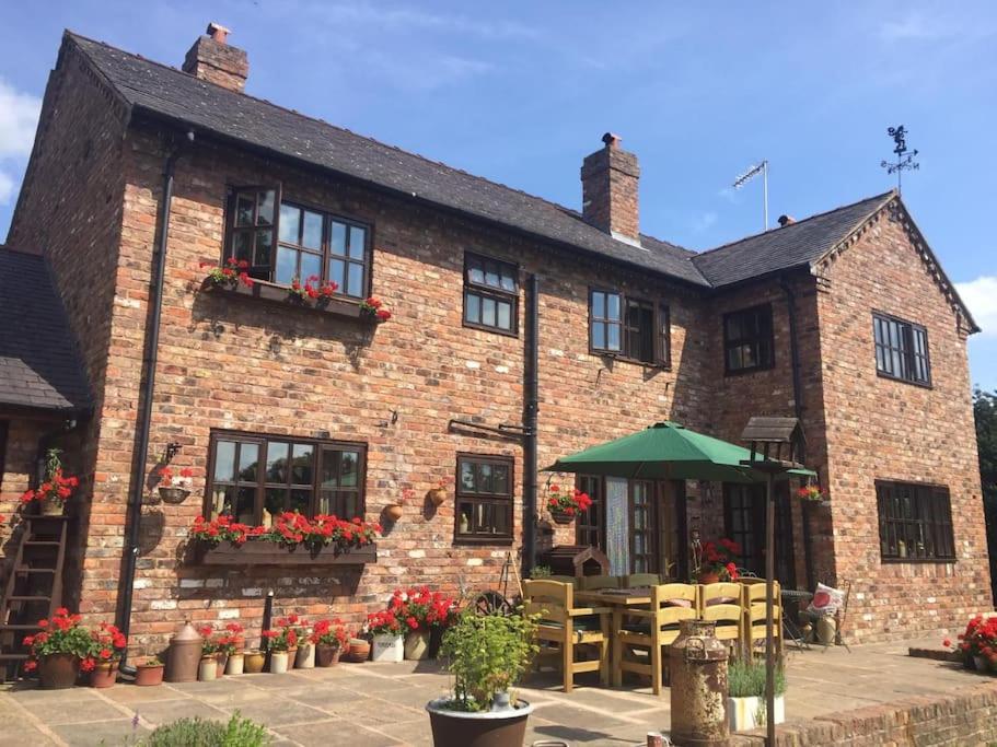 Bumbleberry Cottage Gresford Екстериор снимка