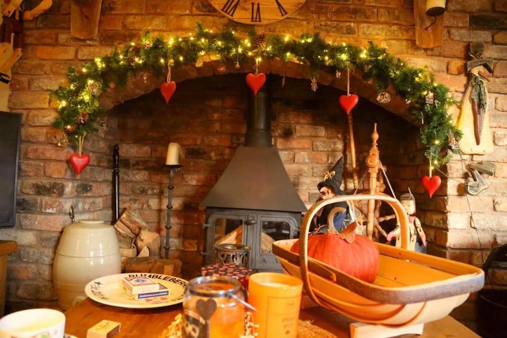 Bumbleberry Cottage Gresford Екстериор снимка